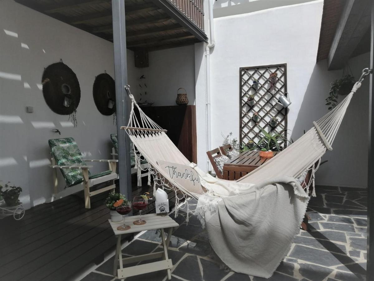 Courtyard House - Sun, Barbecue, Beach Сесимбра Экстерьер фото
