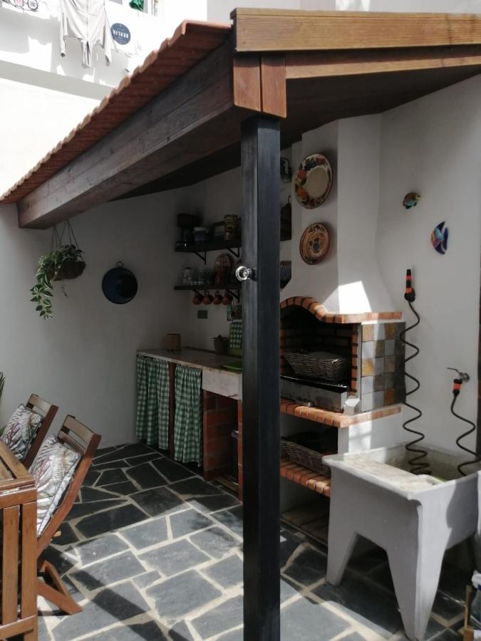 Courtyard House - Sun, Barbecue, Beach Сесимбра Экстерьер фото